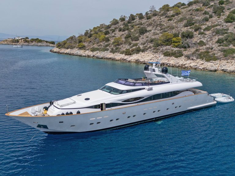 PAREAKI II yacht