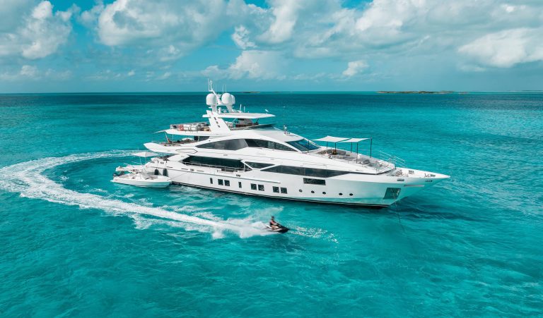 EMINA yacht