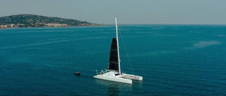 MAGIC CAT yacht