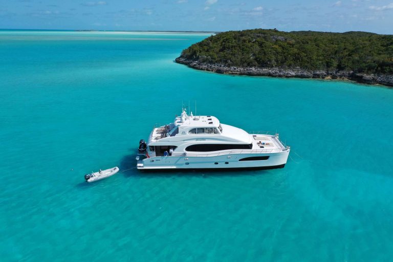 AMAYA yacht